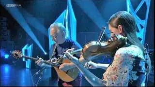 D&oacute;nal Lunny & Zo&euml; Conway-Tribute to Peadar O&rsquo;Donnell