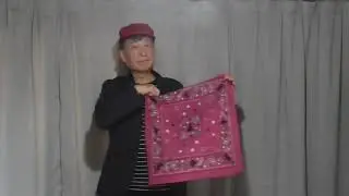 マジック(手品)ハンカチから楠玉や傘を出す