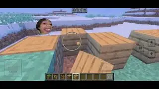 Miguel construindo jaula de madeira para urso polar no Minecraft