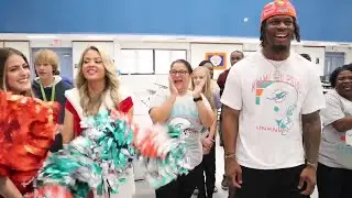 Miami Dolphins star visits 'Lunch Lady Squad' to celebrate cafeteria crew's success