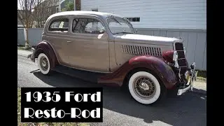 1935 Ford 2 Door Sedan
