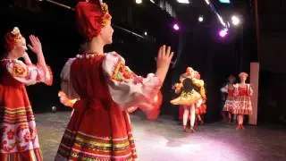 VIII ФЕСТИВАЛЬ РУССКОЙ ПЕСНИ И ТАНЦАFestival RUSSE des danses et chants traditionnels  Vid&eacute;o 1 542