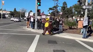 Protesters Take Part in &ldquo;ICE Out For Good&rdquo; Rally in Ventura