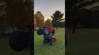 12 o'clock wheelie on Honda recon #atv #4wheeler #wheelie #honda #recon #ride #