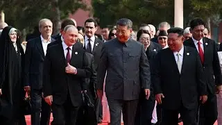 Catturati da un microfono aperto Putin e Xi discutono di immortalit&agrave;