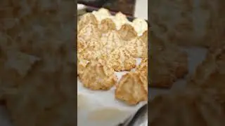 🥐 Frisch gebacken. Herzlich serviert. Direkt im Staaken Center.
