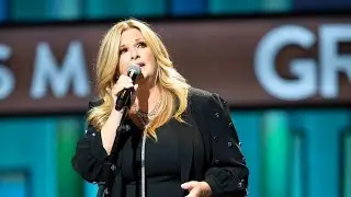 Trisha Yearwood&rsquo;s Unexpected Career Move: The Real Reason She Released Two Albums at Once!