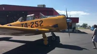 Hand Propping a T-6 Texan