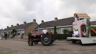 Optocht Broeksterwâld - De Valom