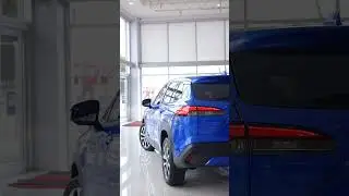 Spectacular from any vantage point. Toyota Corolla Cross Hybrid