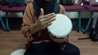 Cara memainkan alat musik tradisional 