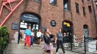 Liverpool England 🇬🇧 walking the streets/ Albert Docks