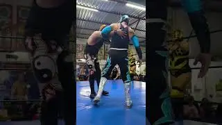 Diva Virtual, Cosmo 🆚 Luna M&aacute;gica y Memphis 