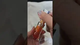 essence hydra kiss lip oil in shade honey, honey! #lipoil #lipgloss  #essence