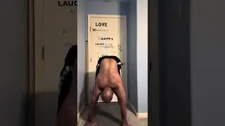 Handstand scapula strength and muscle training #fitover40 #gymnast #scapula #handstandworkout
