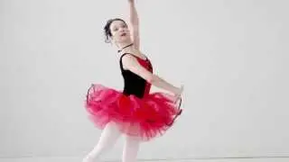 E1026 - Dance with Delight