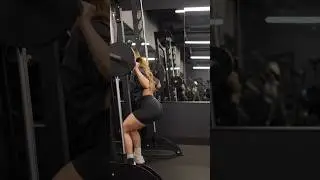 fitness 💪 hit girl😍 || giantess🍑🍑|| #shortsfeed#viral#motivation#fitness#youtubesearch#youtubeshorts