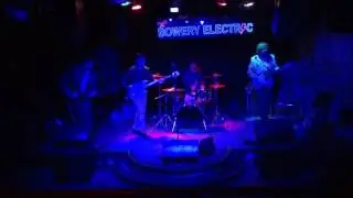LONDON EGG live, the Bowery Electric, NYC ! (Paperback Writer plus)