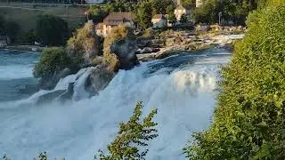 gewaltiges Rauschen drei Tage am Rheinfall -Ausschnitt- Reise Bodensee 2022