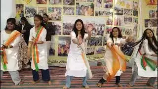 Republic Day Celebration by School Girls 💃🇮🇳 | Patriotic Performance @RupaTeacher-r7h