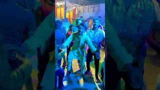 Desi Dance😁🤣 #shorts #attitude #reaction #ytshorts #dance #youtube #youtubeshorts #viral #foryou