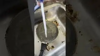 Gentle and Scratch-Free Pan Cleaning