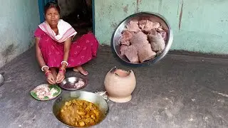 How clean pig meat and cook by santali Tribe people | Traditional suar meat cooking Recipe