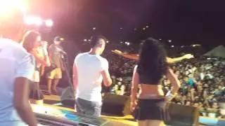 el chacal y yakarta dale pal hospital  en vivo