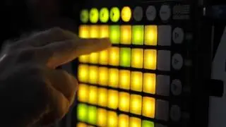 Neural Tones - Grające samochody - Volvo V40