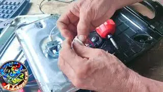 WAFFLE MAKER //REPAIR NO POWER // BUSTED THERMAL FUSE