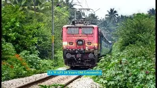 OLD MGS WAP4 Locomotive Ex WAP1 Honk Pass Hauling YPR Lucknow Express