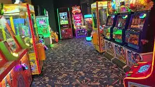 preview of the Entertainment we saw @ Broadland Sands Holiday Park Corton Lowestoft Suffolk & review