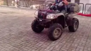 Romanino e il suo quad sulla scuola.3gp