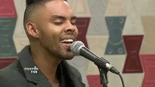 Music: Daylin Sass performs 'Can't Help Falling In Love With You' by Elvis Presley