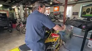 DYNO WITH A KNOBBY VS STREET TIRE RESULTS 2006 SUZUKI RM250 2 STROKE