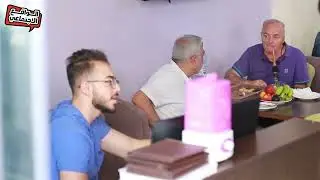 دخلت للمحل لطلب الاكل فطردوها فكان الرد قاسي من احد الزبائن #محمود_المجذوب