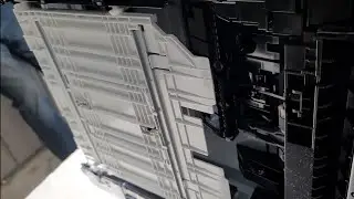 HP Color LaserJet Pro MFP M477fnw: устранение замятия бумаги. Устранение замятия бумаги. Может ср...