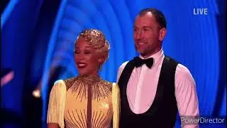 Ria Hebden and Łukasz Różycki skating in Dancing on Ice (16/1/22)