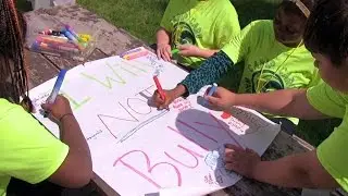Middle school mentors ease transition for new students