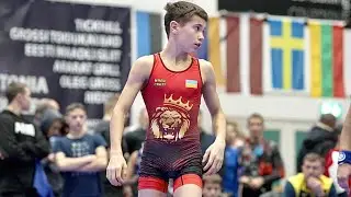 U15 N. Vanzhul (UKR) vs S. Yakovlev (UKR) 41kg. Youth boys greco-roman wrestling.