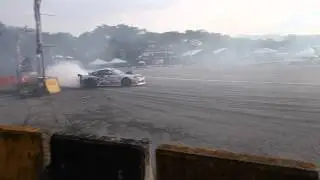 Noise! JB in the 434ci V8 GT Radial S15 drift monster!
