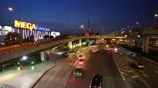 MEGA Bangna Trad road in the evening
