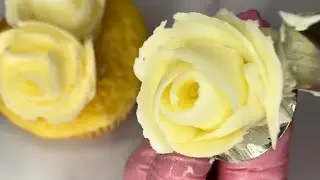 How to make buttercream roses-cupcakes-buttercream flowers-piping skills-icing flowers-flower cakes