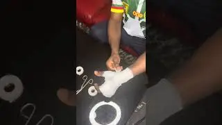 Quick way to self wrap professional #boxing wraps!!