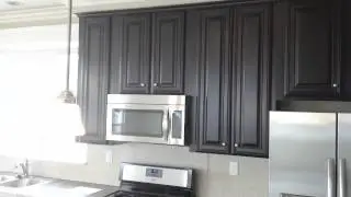 Hybrid Homes -  Custom Island Kitchen Plan GLE528f
