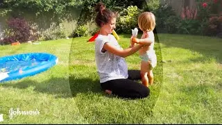 Bath Time Interventions: Baby Cleansing Wipes | JOHNSON&rsquo;S&reg;