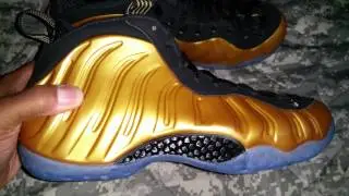 Unboxing nike gold foamposite one