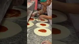 Pomodoro fresco Modena 🍕🍕#pizza #neapolitanpizza #pizzadough #italianpizza