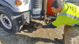 2001 Sterling Vac Truck 1/7