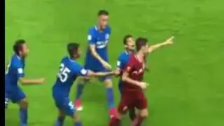 Former Chelsea star Oscar sparks mass brawl in the Chinese Super League